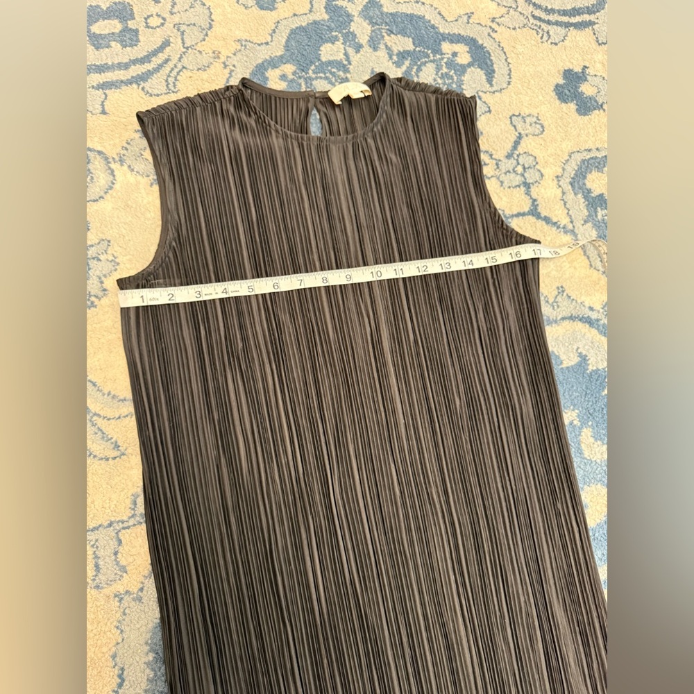 LE’AL.X NWOT Black Sleeveless Maxi Dress Fully Pleated Stretch Elegant Sz Small - Picture 4 of 9